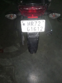 Black Honda Shine 125