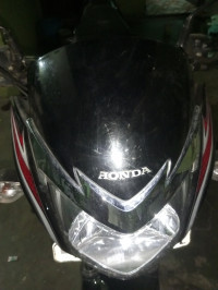 Black Honda Shine 125
