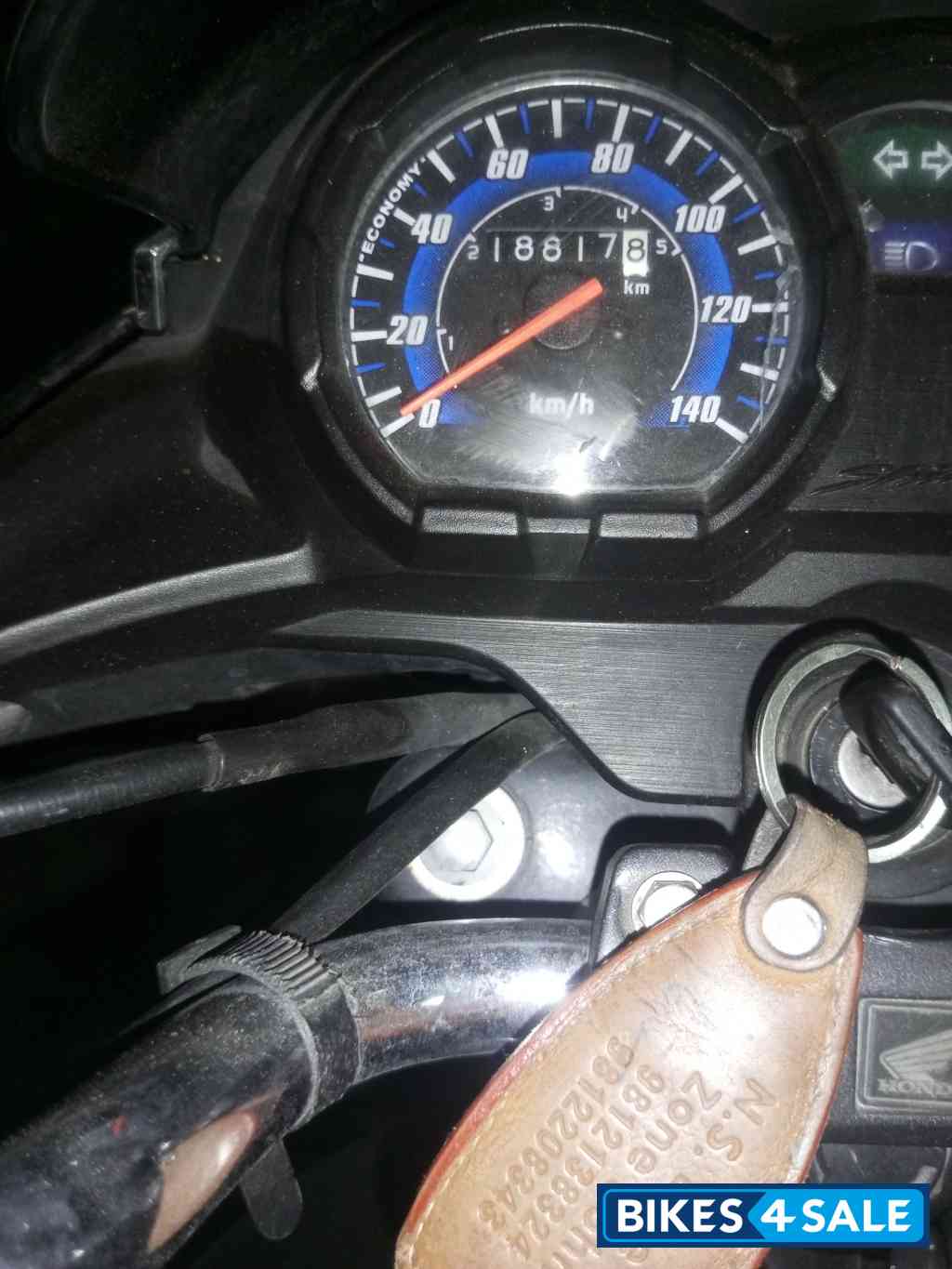 Black Honda Shine 125