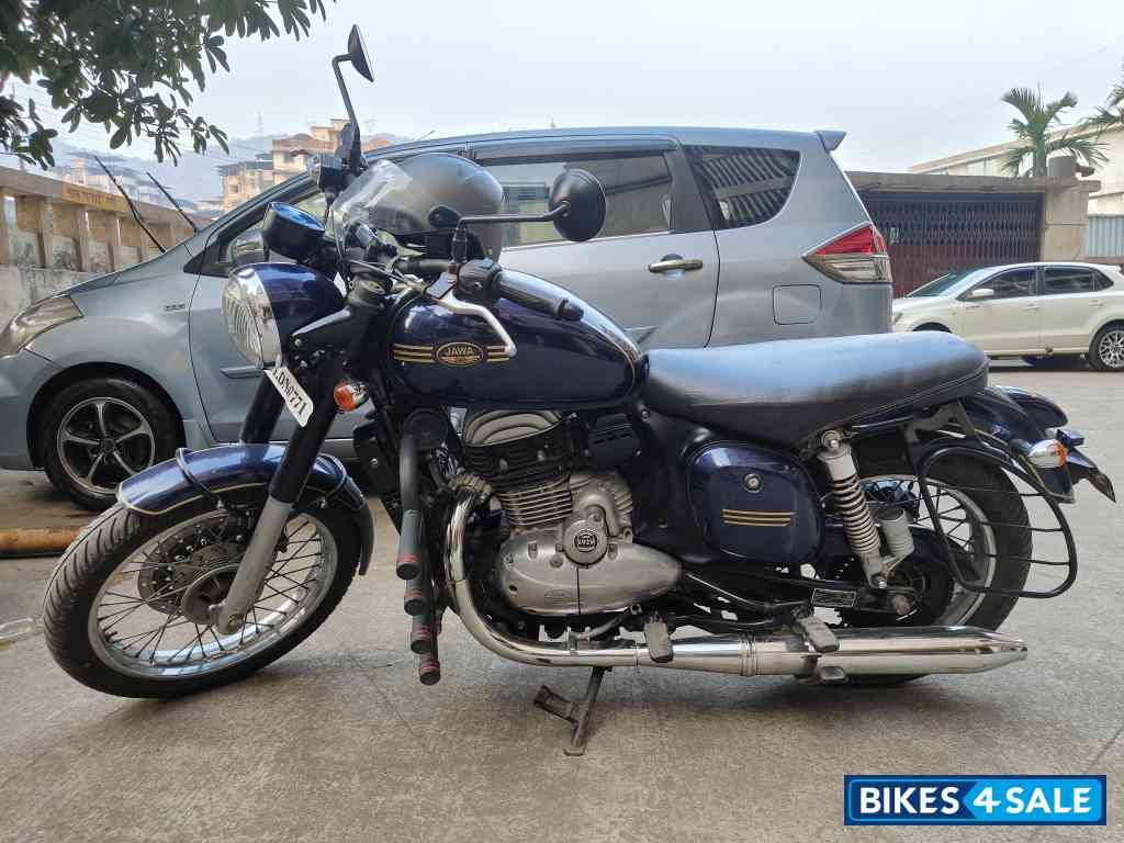 Nebula Blue Jawa forty two BS6