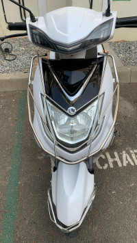 White Okaya Classiq 150