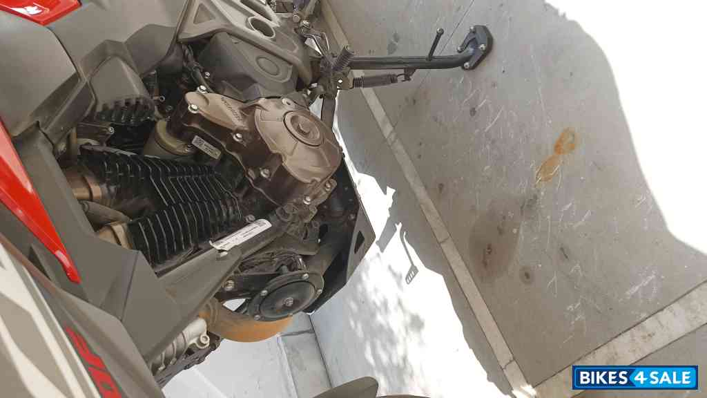 Red Honda CB300F Deluxe Pro