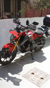 Red Honda CB300F Deluxe Pro