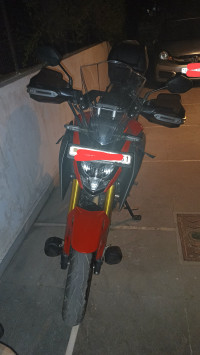 Red Honda CB300F Deluxe Pro