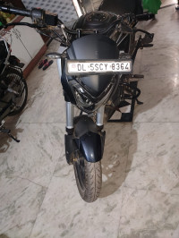 Black White Bajaj Dominar 250