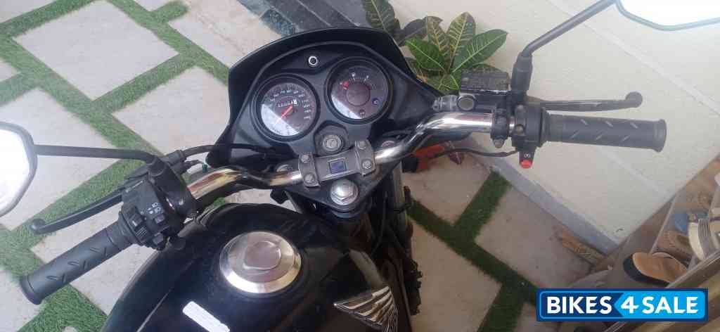 Black Honda Shine 125 Disc