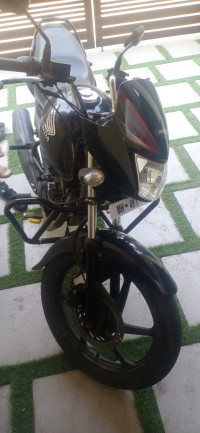 Black Honda Shine 125 Disc