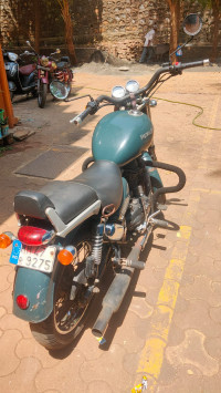 Asphalt Green Royal Enfield Thunderbird 350