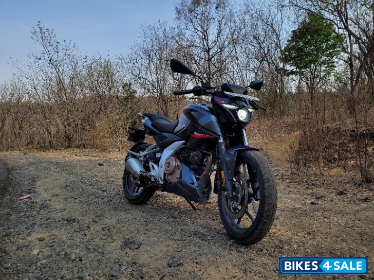 Bajaj Pulsar N250