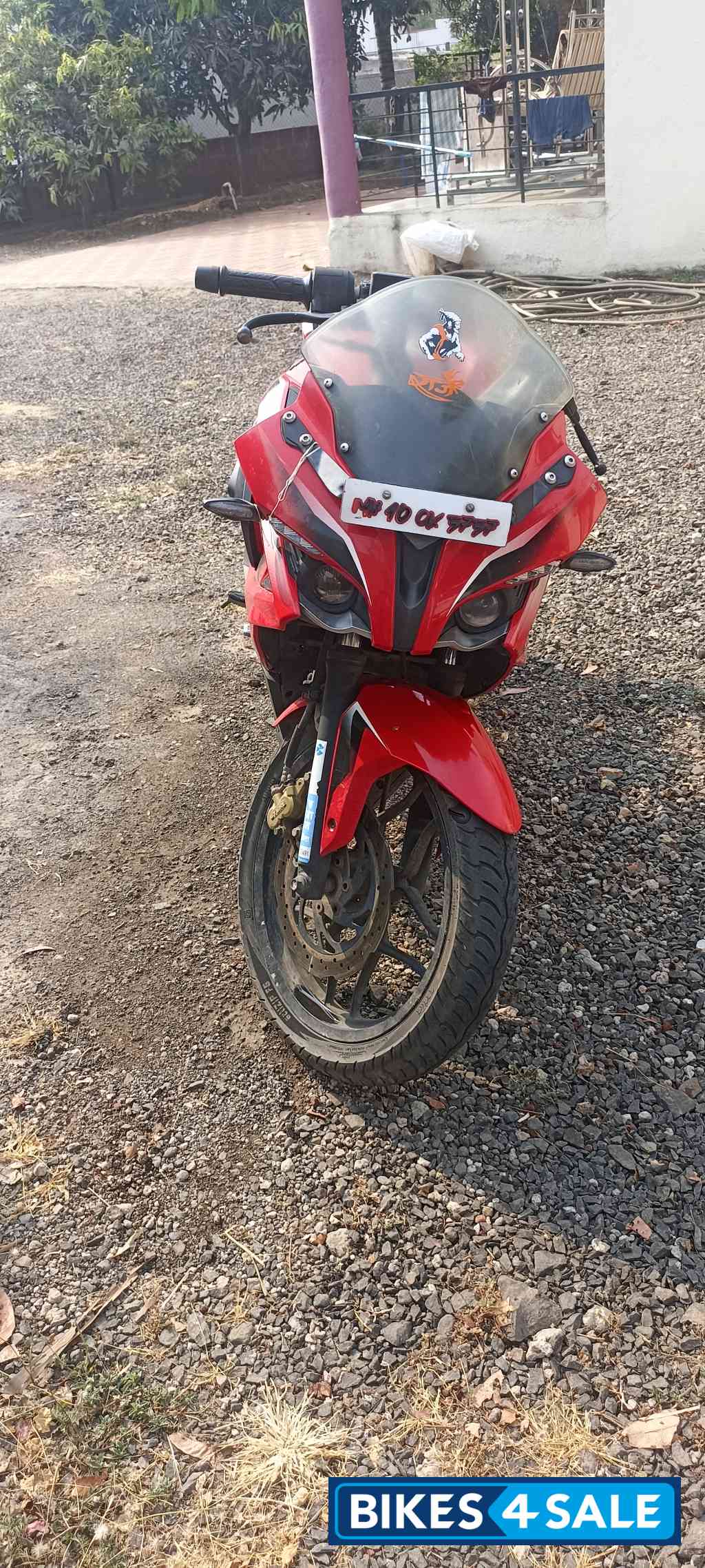Bajaj Pulsar RS 200