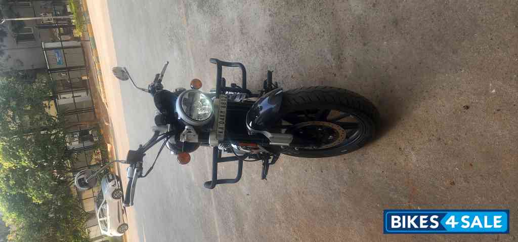 Royal Enfield Super Meteor 650