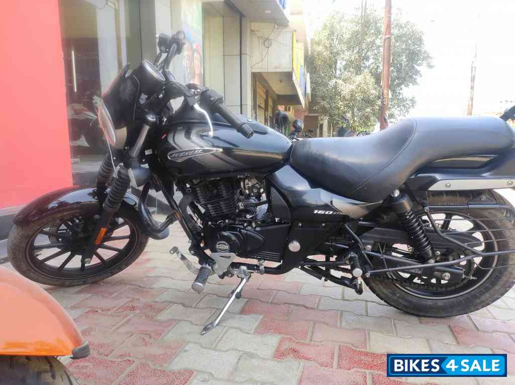 Bajaj Avenger Street 160 BS6