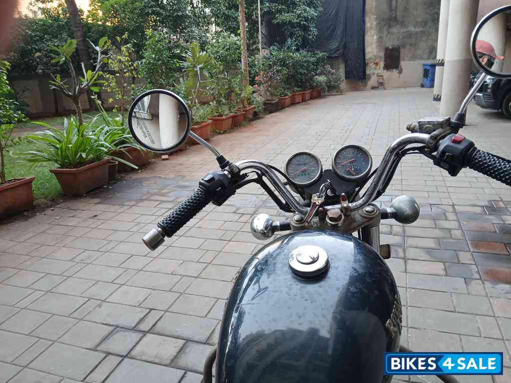 Black Royal Enfield Thunderbird TwinSpark 350 Black Royal Enfield Thunderbird TwinSpark 350