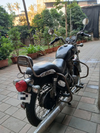 Black Royal Enfield Thunderbird TwinSpark 350