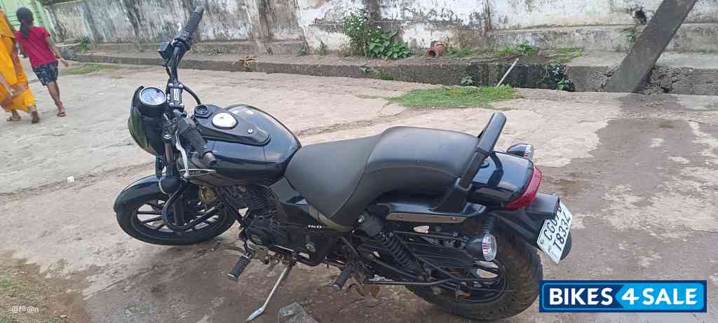 Bajaj Avenger Street 160