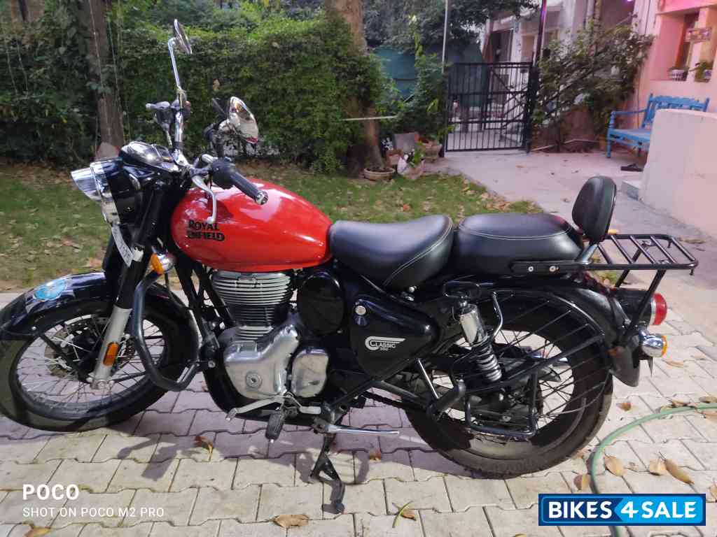 Red Royal Enfield Classic 350 Redditch Red
