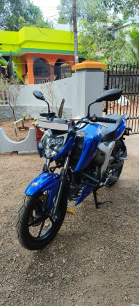 Blue TVS Apache RTR 160 4V