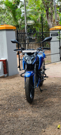 Blue TVS Apache RTR 160 4V