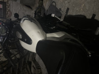 White Bajaj Avenger Street 220