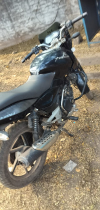 Black Bajaj Pulsar 150