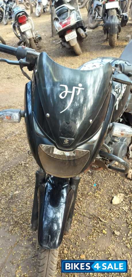 Black Bajaj Pulsar 150