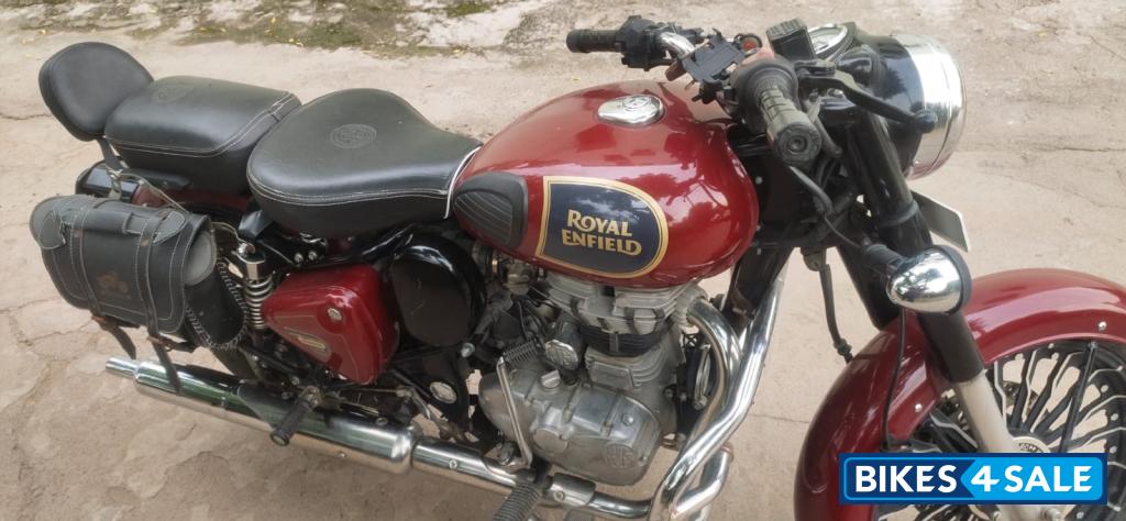 Royal Enfield Classic 350 Redditch Red