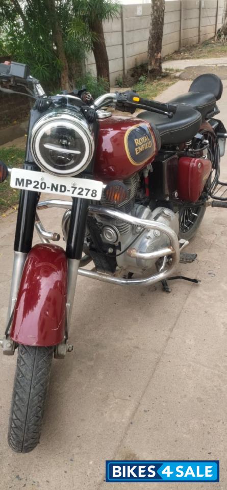 Royal Enfield Classic 350 Redditch Red