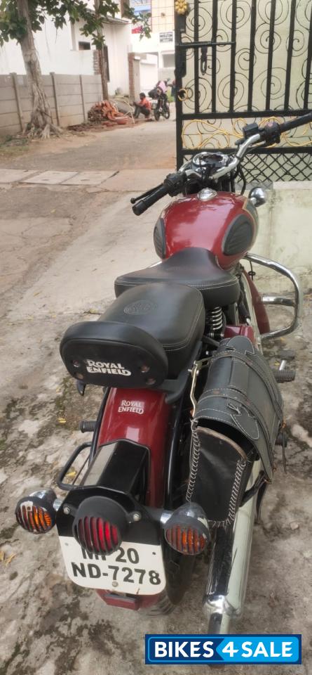 Royal Enfield Classic 350 Redditch Red