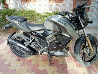 TVS Apache RTR 200 4V 2018 Model