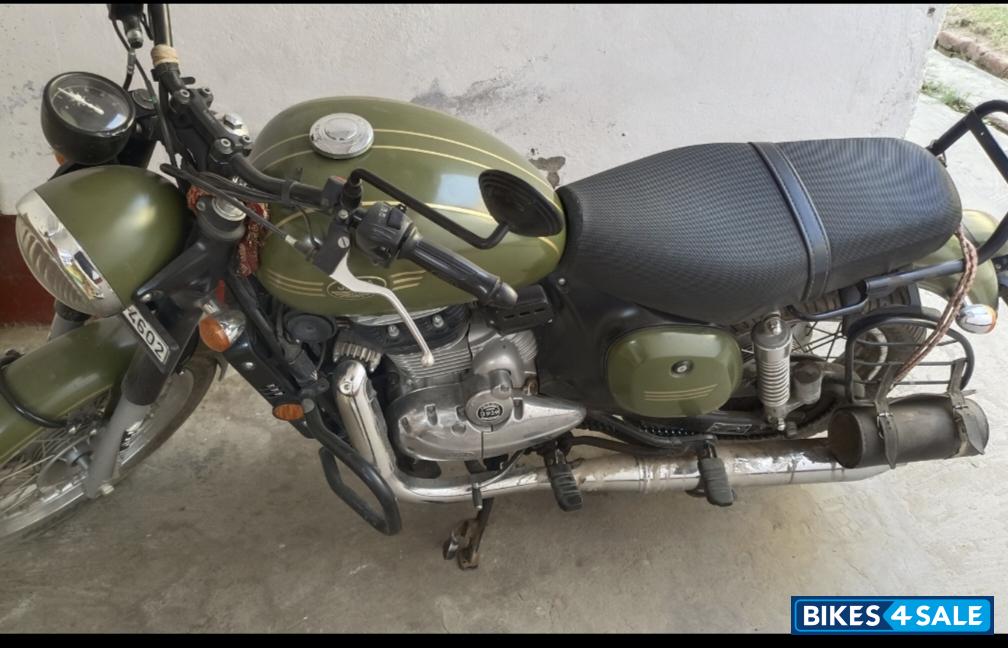 Galactic Green Jawa 42 Dual Tone