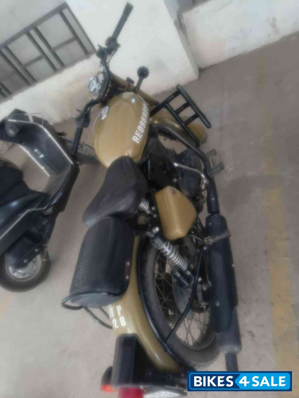 Royal Enfield Classic Signals Stormrider Sand