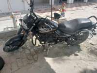 Black Bajaj Avenger Street 160 BS6