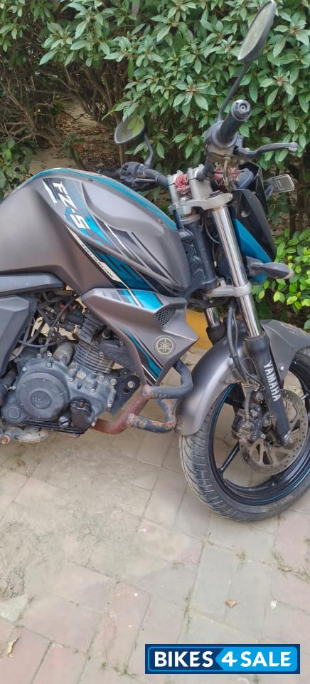 Yamaha FZ1 Yamaha FZ1