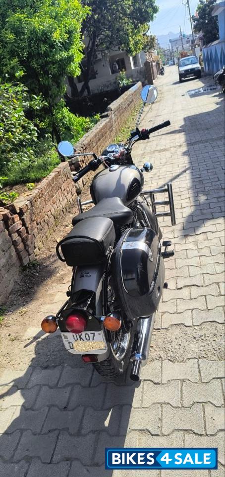 Gunmetal Grey Royal Enfield Classic Gunmetal Grey