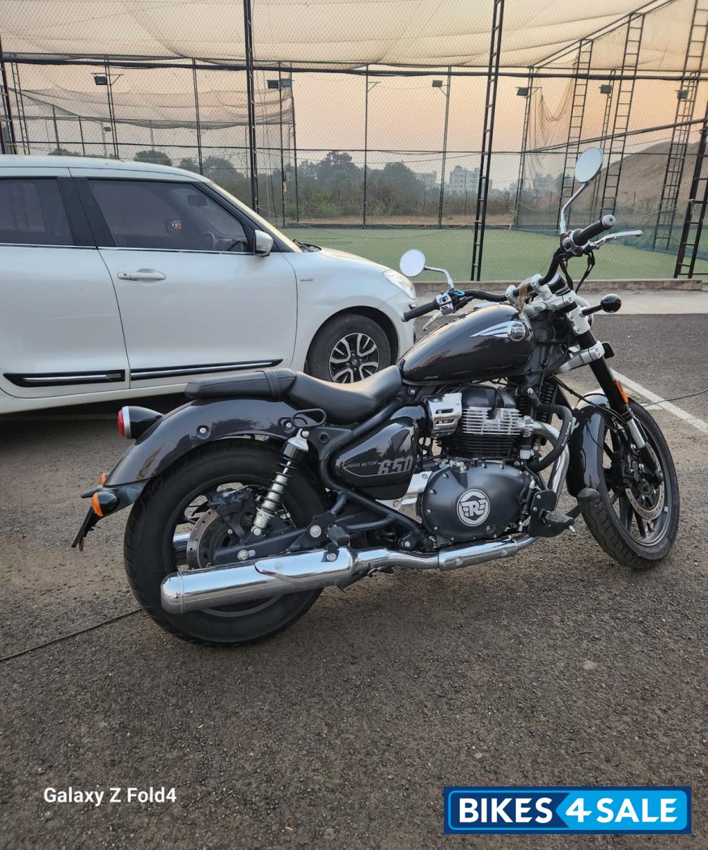 Royal Enfield Super Meteor 650