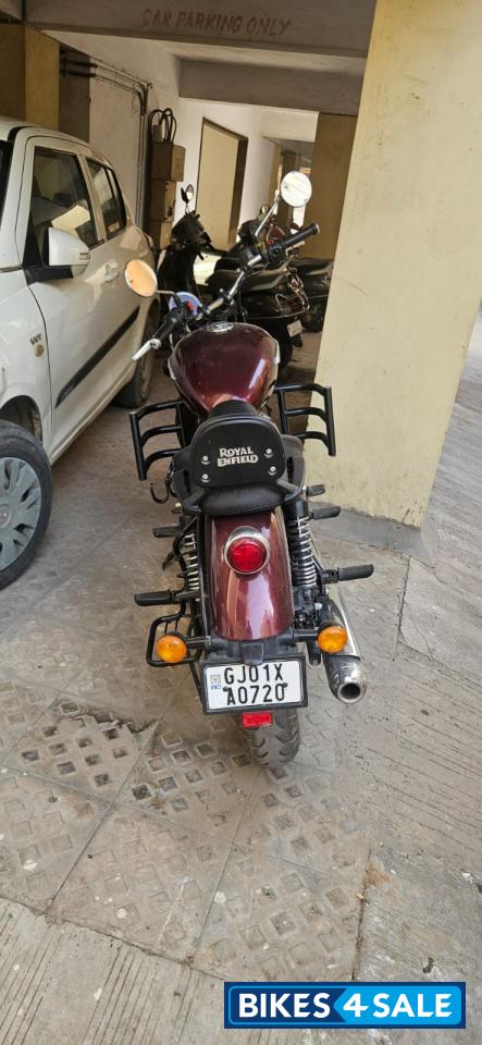 Stellar Red Royal Enfield Meteor 350 Stellar