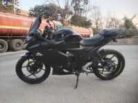 Black Suzuki Gixxer SF BS6