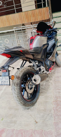 Yamaha YZF R15 V3