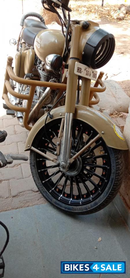 Royal Enfield Classic 500