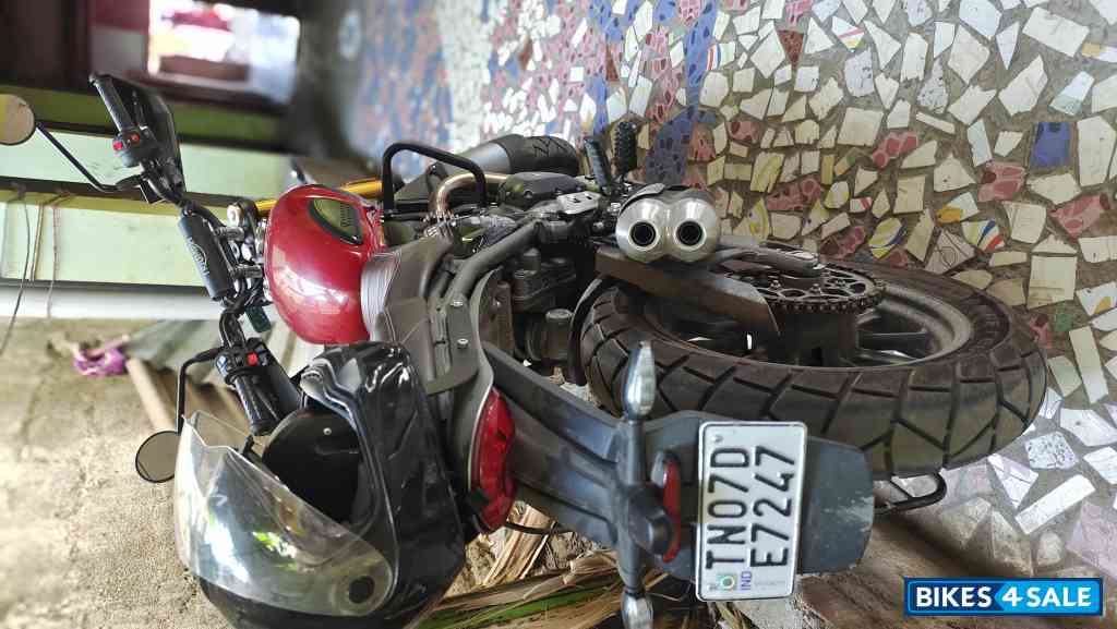 Triumph Scrambler 400 X