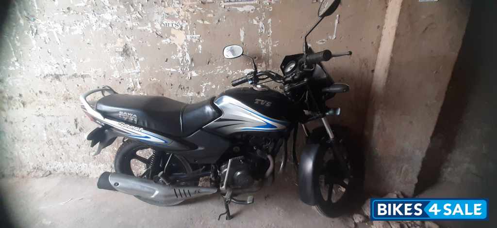 TVS Sport BS6
