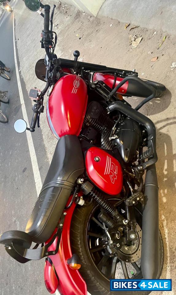 Mat Red Jawa forty two 2.1 DUAL CHANNEL ABS