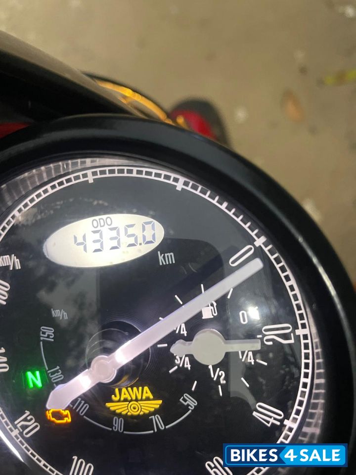 Mat Red Jawa forty two 2.1 DUAL CHANNEL ABS