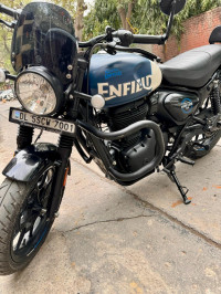 Royal Enfield Hunter 350 Metro
