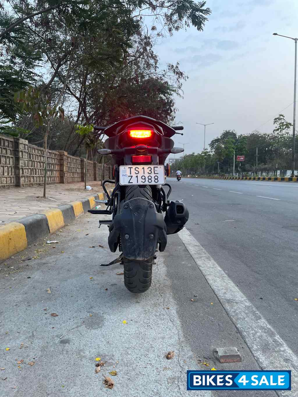 Pastel Dark Grey Yamaha FZ-S FI Ver 4.0