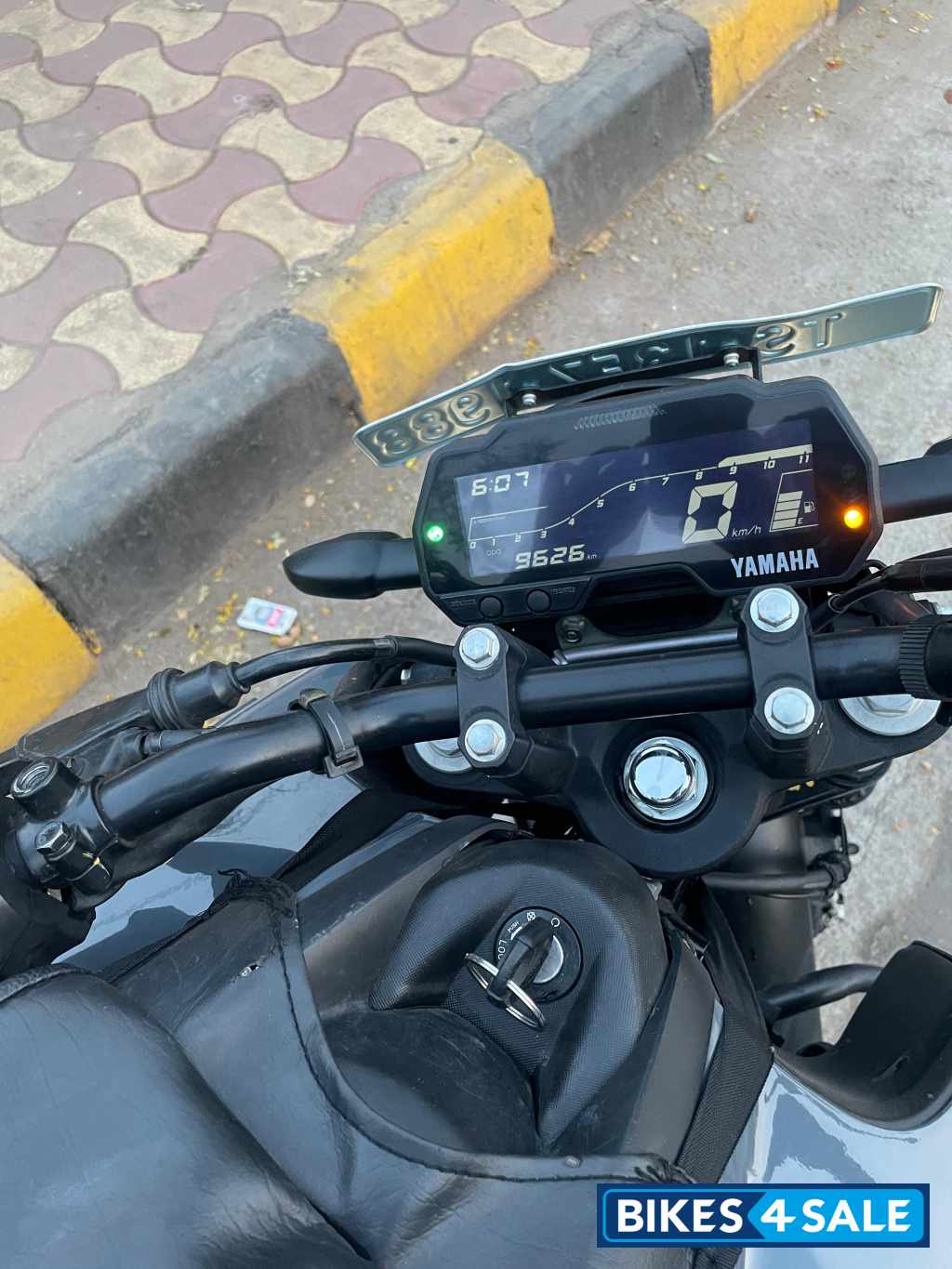 Pastel Dark Grey Yamaha FZ-S FI Ver 4.0