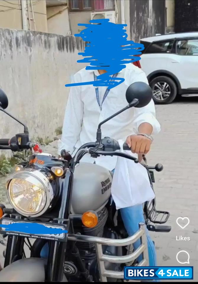 Gun Metal Grey Royal Enfield Classic 350 BS VI