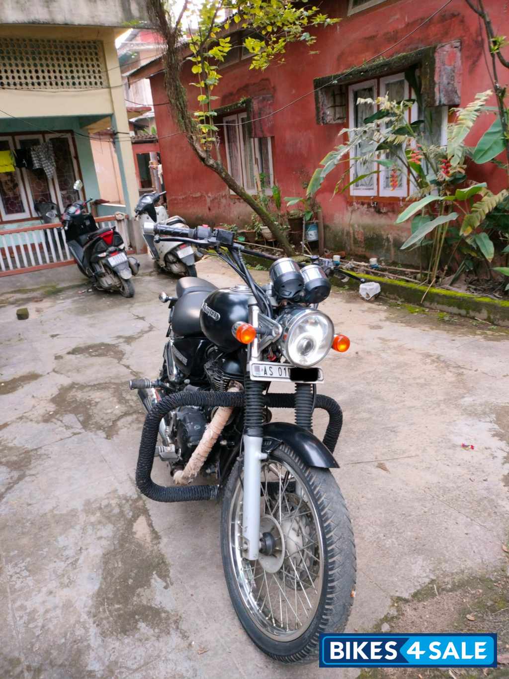 Royal Enfield Thunderbird 350