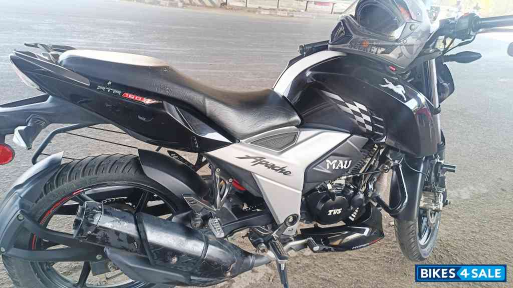 TVS Apache RTR 160 4V BS6
