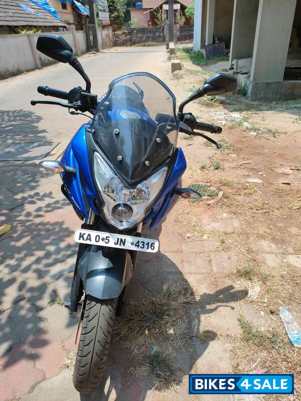 Blue Bajaj Pulsar AS 200